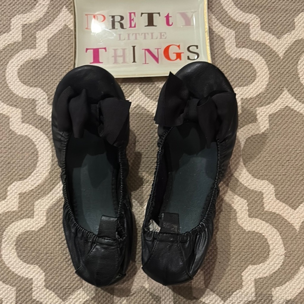 PrettyLittleThing Black Flats with Bow Detail